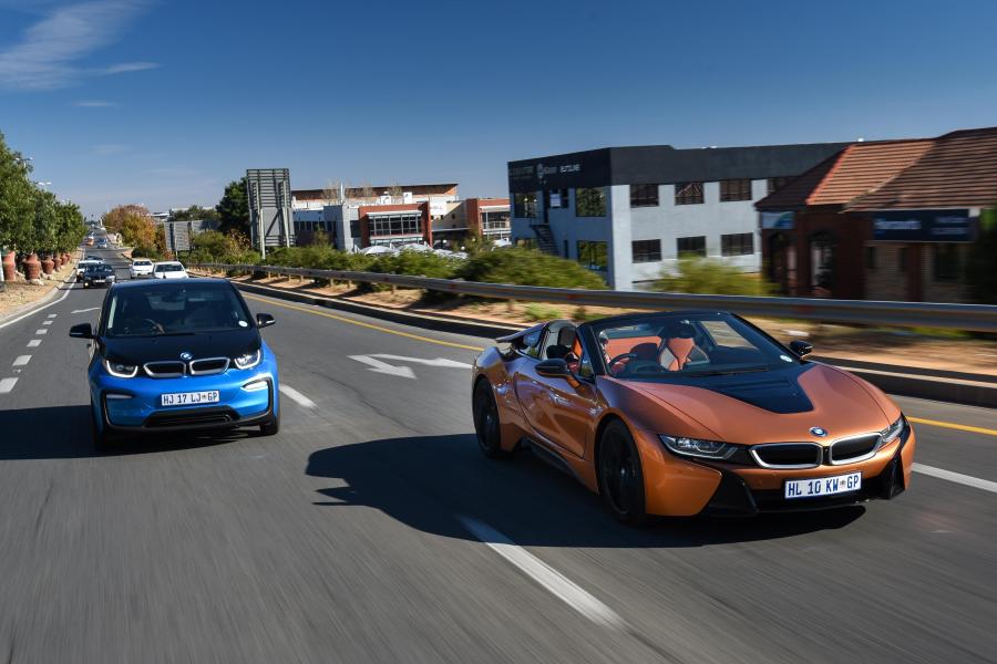  BMW i8 Roadster (I15) 2018 года  (ZA) (фото 27 из 44)